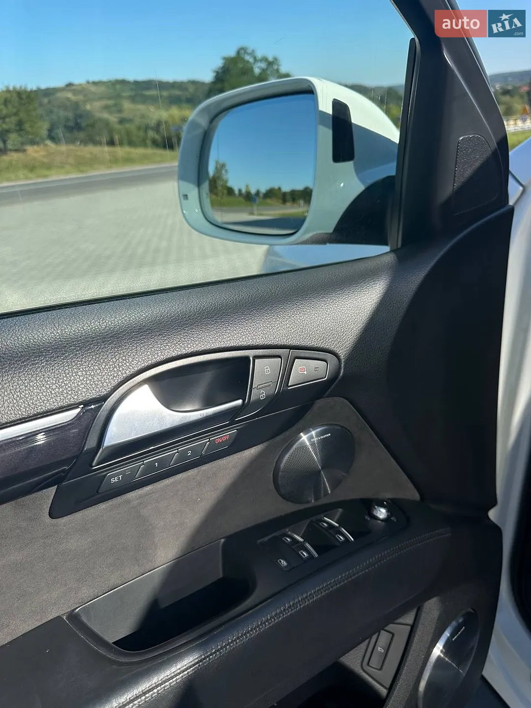 2012 Audi Q7 - мініатюра 17