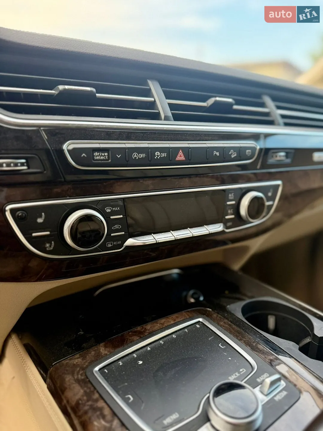 2018 Audi Q7 - мініатюра 13