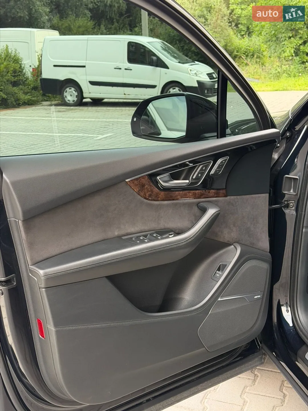 2017 Audi Q7 - мініатюра 8