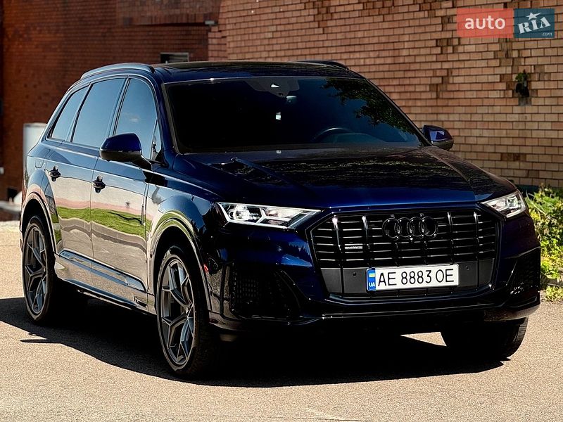Позашляховик / Кросовер Audi Q7 2021 в Дніпрі фото Позашляховик / Кросовер Audi Q7 2021 в Дніпрі