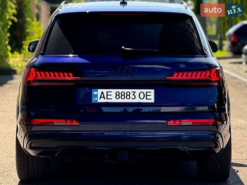 Позашляховик / Кросовер Audi Q7 2021 в Дніпрі фото 8 Позашляховик / Кросовер Audi Q7 2021 в Дніпрі