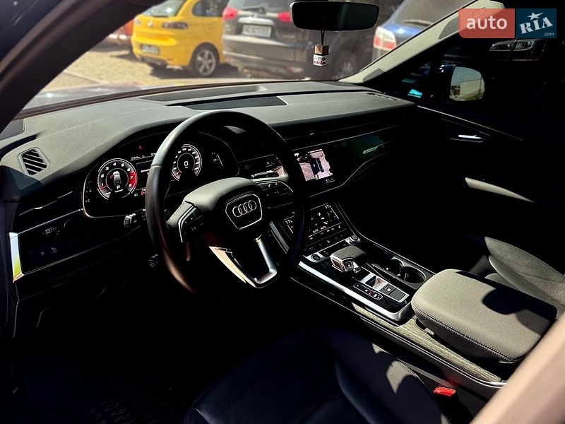 Позашляховик / Кросовер Audi Q7 2021 в Дніпрі фото 24 Позашляховик / Кросовер Audi Q7 2021 в Дніпрі