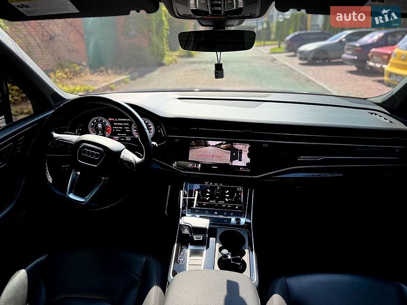 Позашляховик / Кросовер Audi Q7 2021 в Дніпрі фото 37 Позашляховик / Кросовер Audi Q7 2021 в Дніпрі