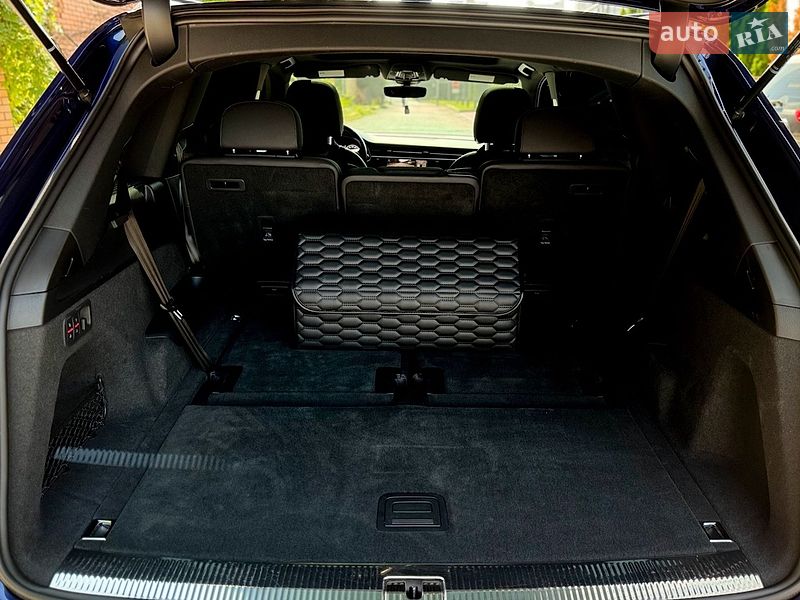 Позашляховик / Кросовер Audi Q7 2021 в Дніпрі фото 43 Позашляховик / Кросовер Audi Q7 2021 в Дніпрі