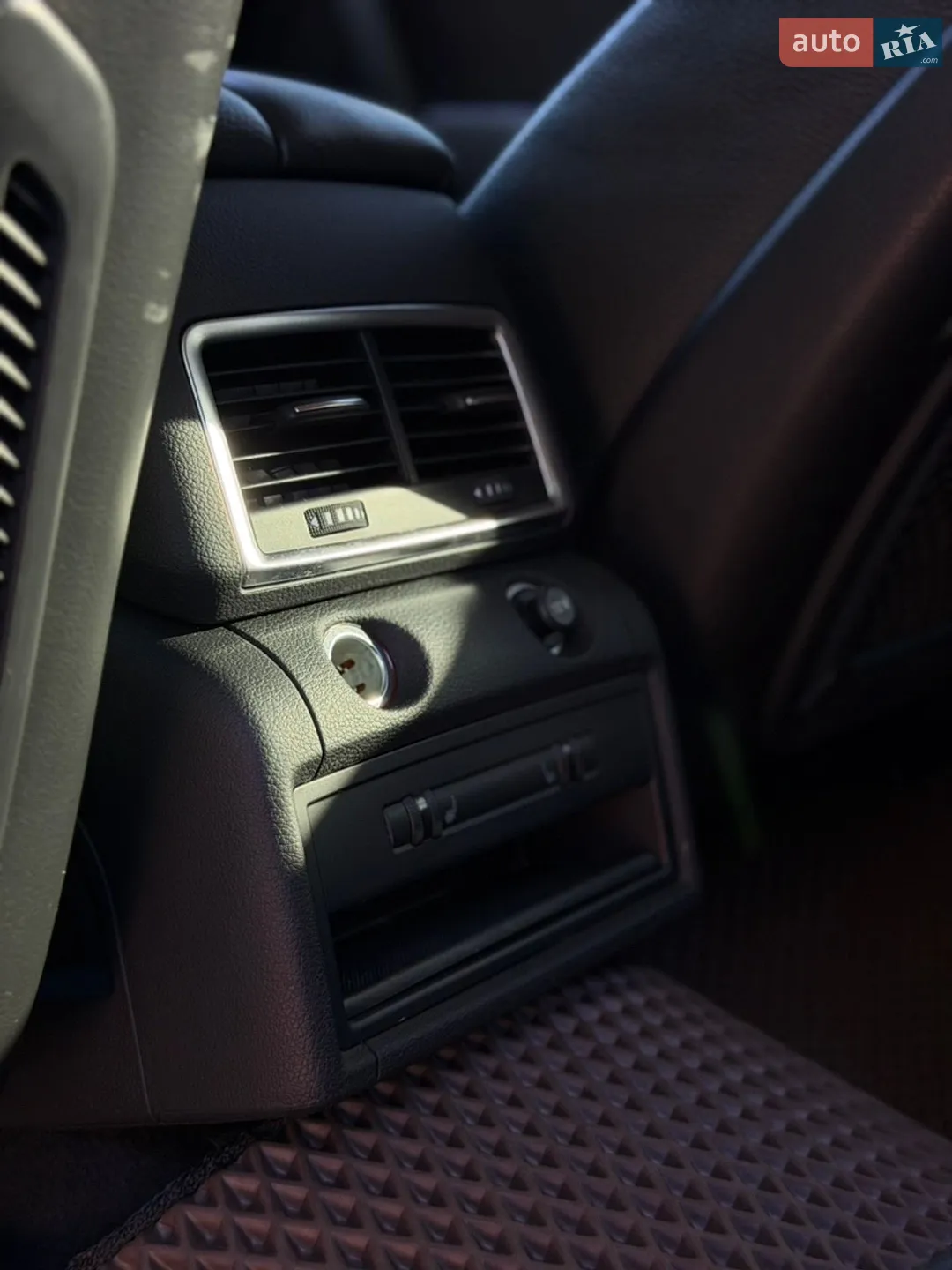 2013 Audi Q7 - мініатюра 26