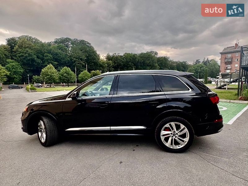 Внедорожник / Кроссовер Audi Q7 2021 в Черновцах