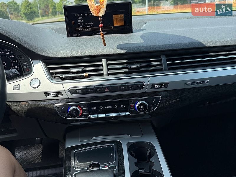 Позашляховик / Кросовер Audi Q7 2018 в Львові