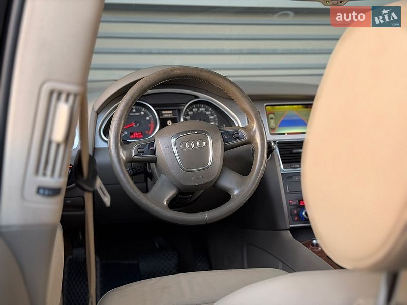 Внедорожник / Кроссовер Audi Q7 2011 в Киеве