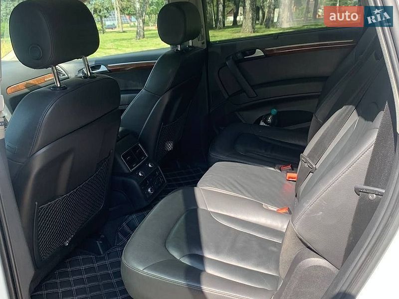 Позашляховик / Кросовер Audi Q7 2015 в Житомирі фото 27 Позашляховик / Кросовер Audi Q7 2015 в Житомирі