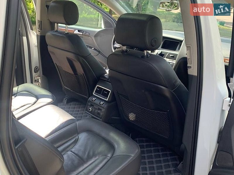 Позашляховик / Кросовер Audi Q7 2015 в Житомирі фото 32 Позашляховик / Кросовер Audi Q7 2015 в Житомирі