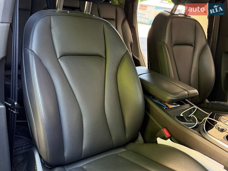 Внедорожник / Кроссовер Audi Q7 2016 в Днепре