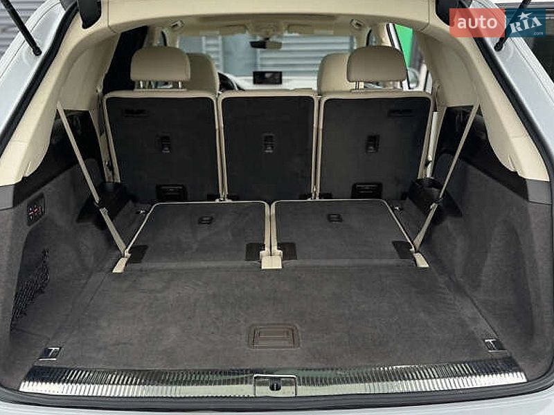 Позашляховик / Кросовер Audi Q7 2016 в Львові фото 21 Позашляховик / Кросовер Audi Q7 2016 в Львові