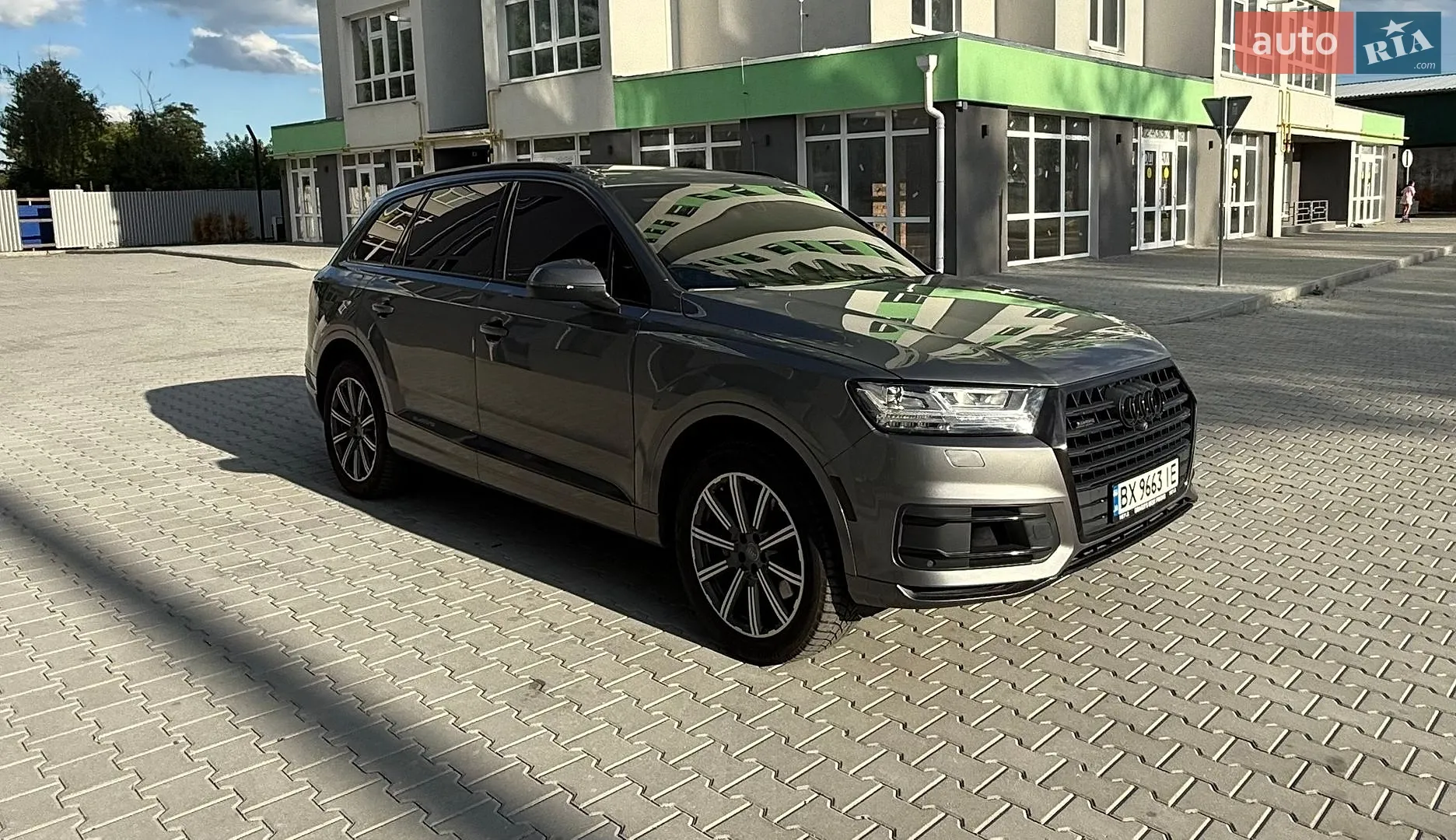 2017 Audi Q7 - мініатюра 2