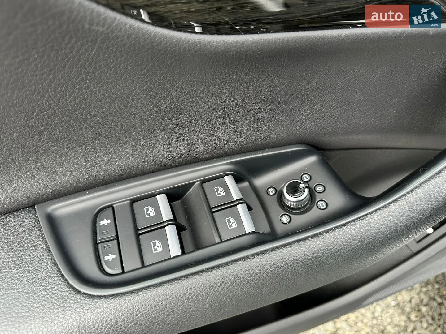 2016 Audi Q7 - мініатюра 106