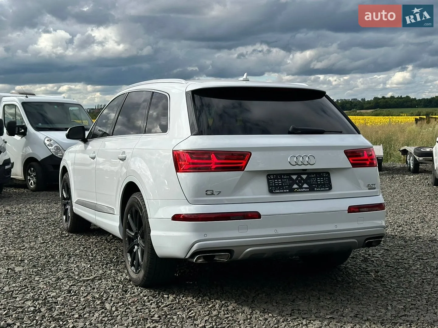 2016 Audi Q7 - мініатюра 136