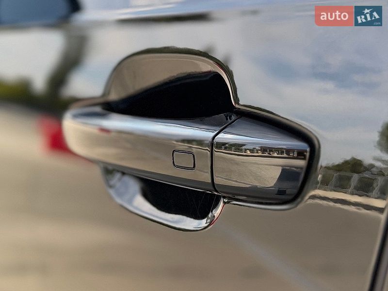 Внедорожник / Кроссовер Audi Q7 2025 в Киеве
