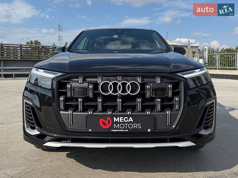 Внедорожник / Кроссовер Audi Q7 2025 в Киеве