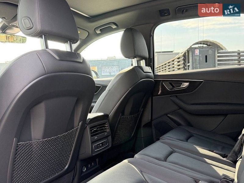 Внедорожник / Кроссовер Audi Q7 2025 в Киеве