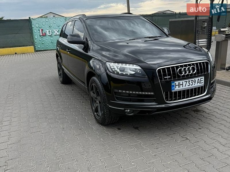 Позашляховик / Кросовер Audi Q7 2014 в Одесі