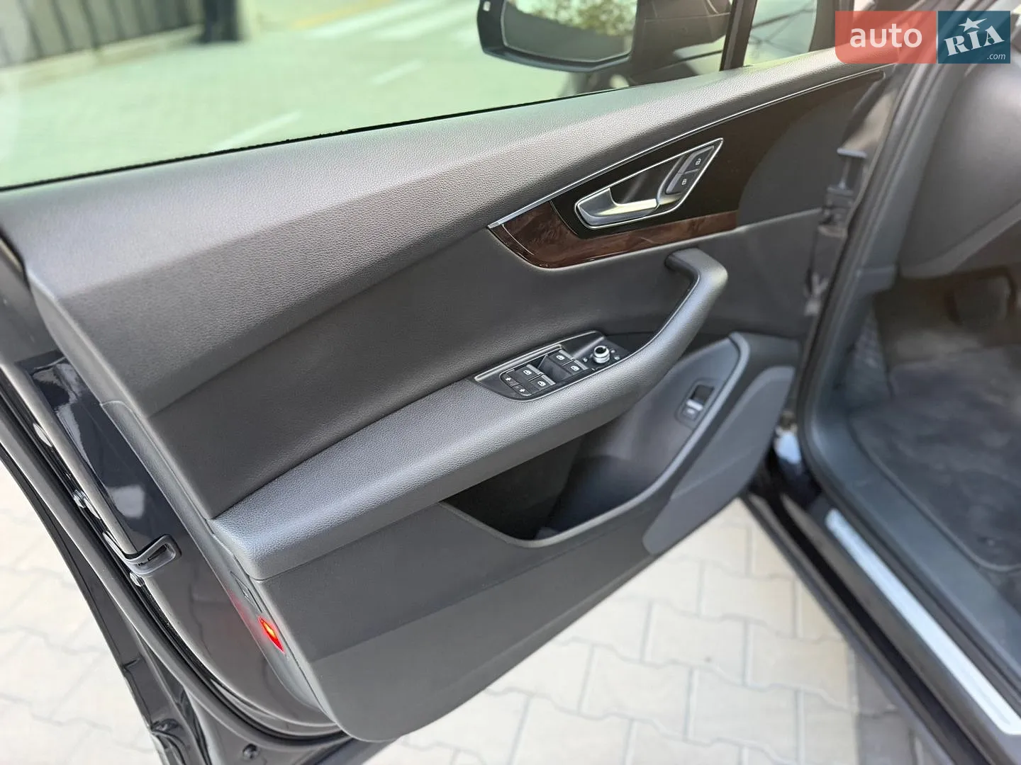 2016 Audi Q7 - мініатюра 16