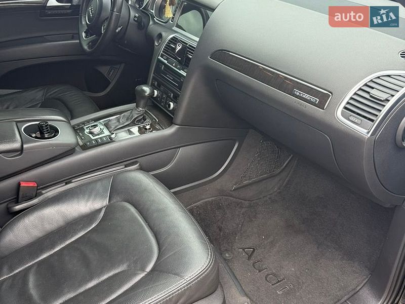 Позашляховик / Кросовер Audi Q7 2014 в Одесі