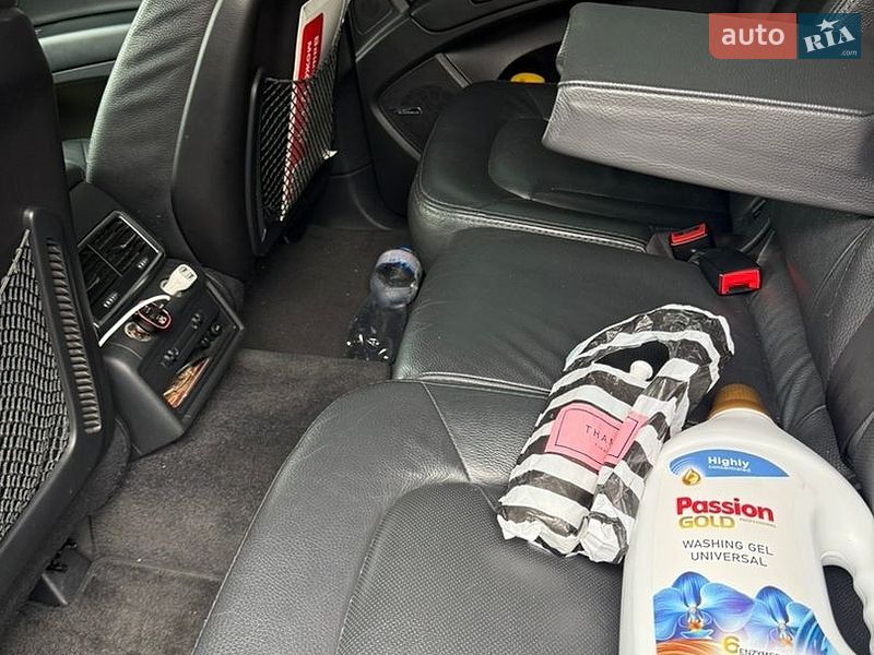 Позашляховик / Кросовер Audi Q7 2014 в Одесі