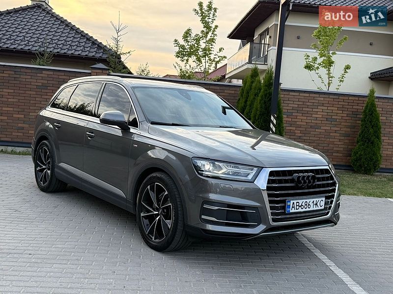 Позашляховик / Кросовер Audi Q7 2016 в Вінниці