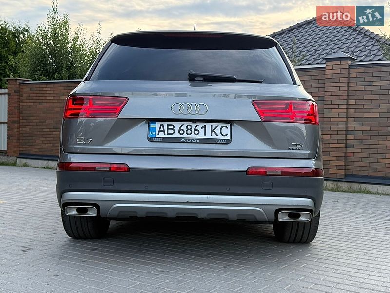 Позашляховик / Кросовер Audi Q7 2016 в Вінниці