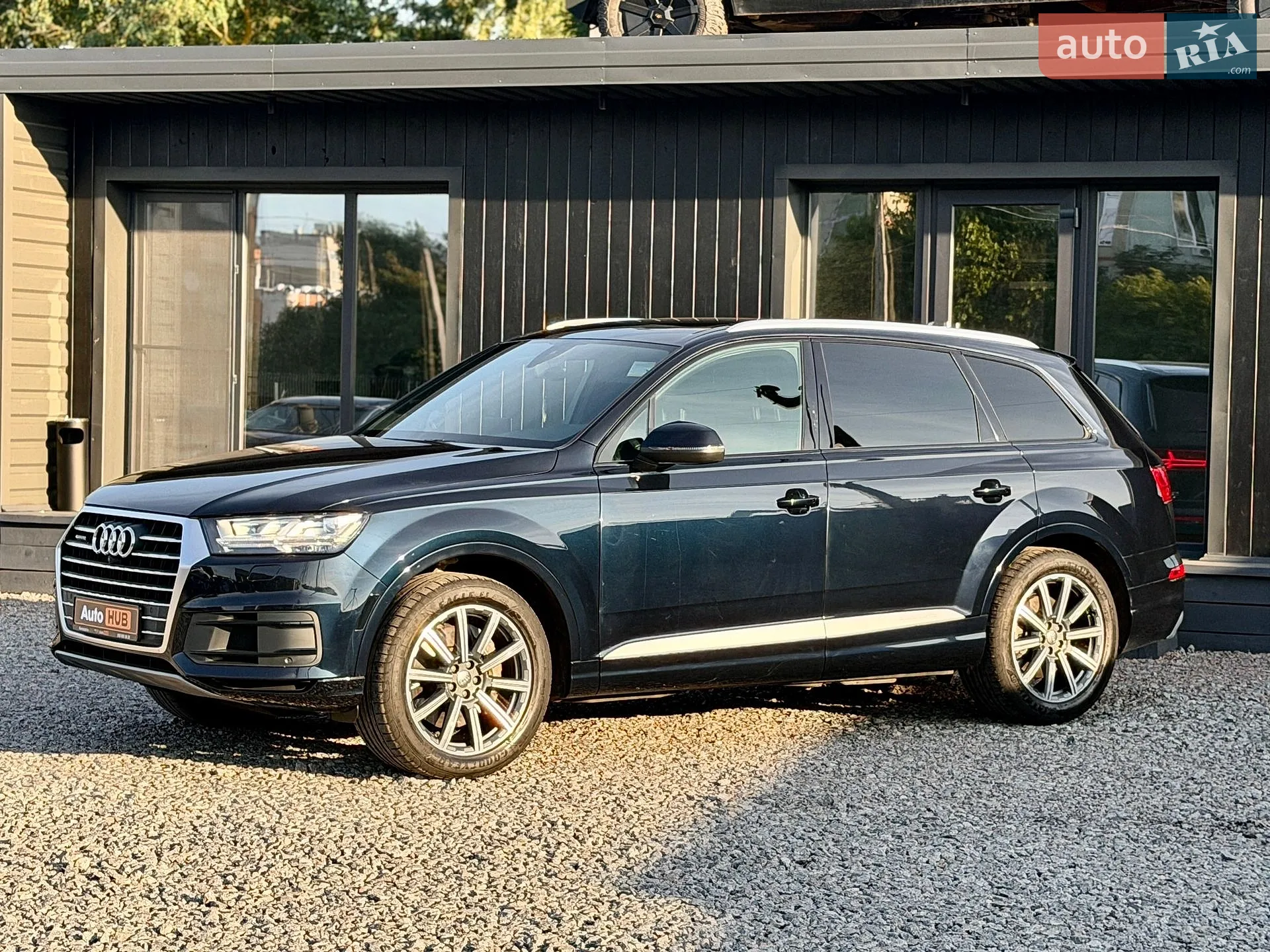 2017 Audi Q7 - мініатюра 2