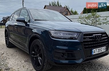 Позашляховик / Кросовер Audi Q7 2018 в Івано-Франківську