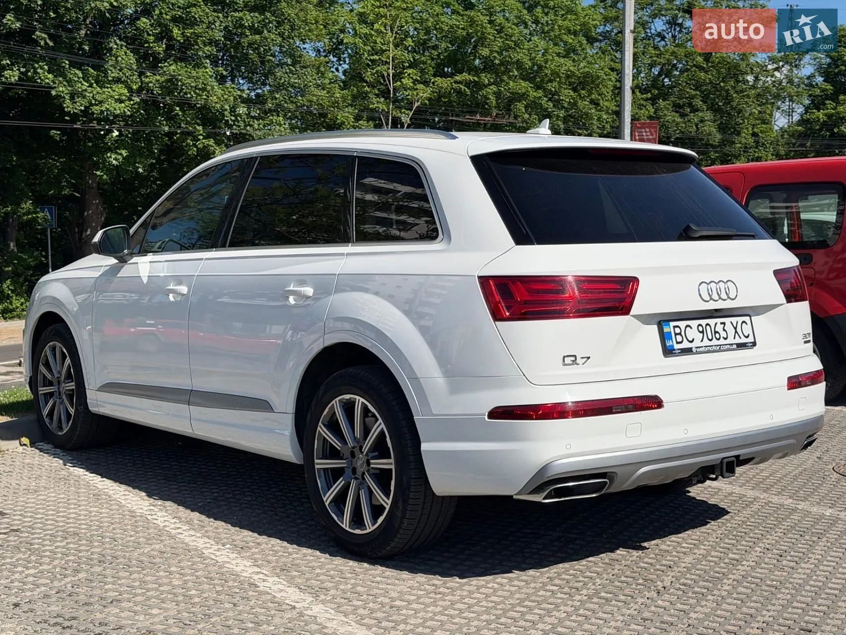 Audi Q7 2018 VIN WA1VAAF72JD038878 фото оголошення 15 з 53