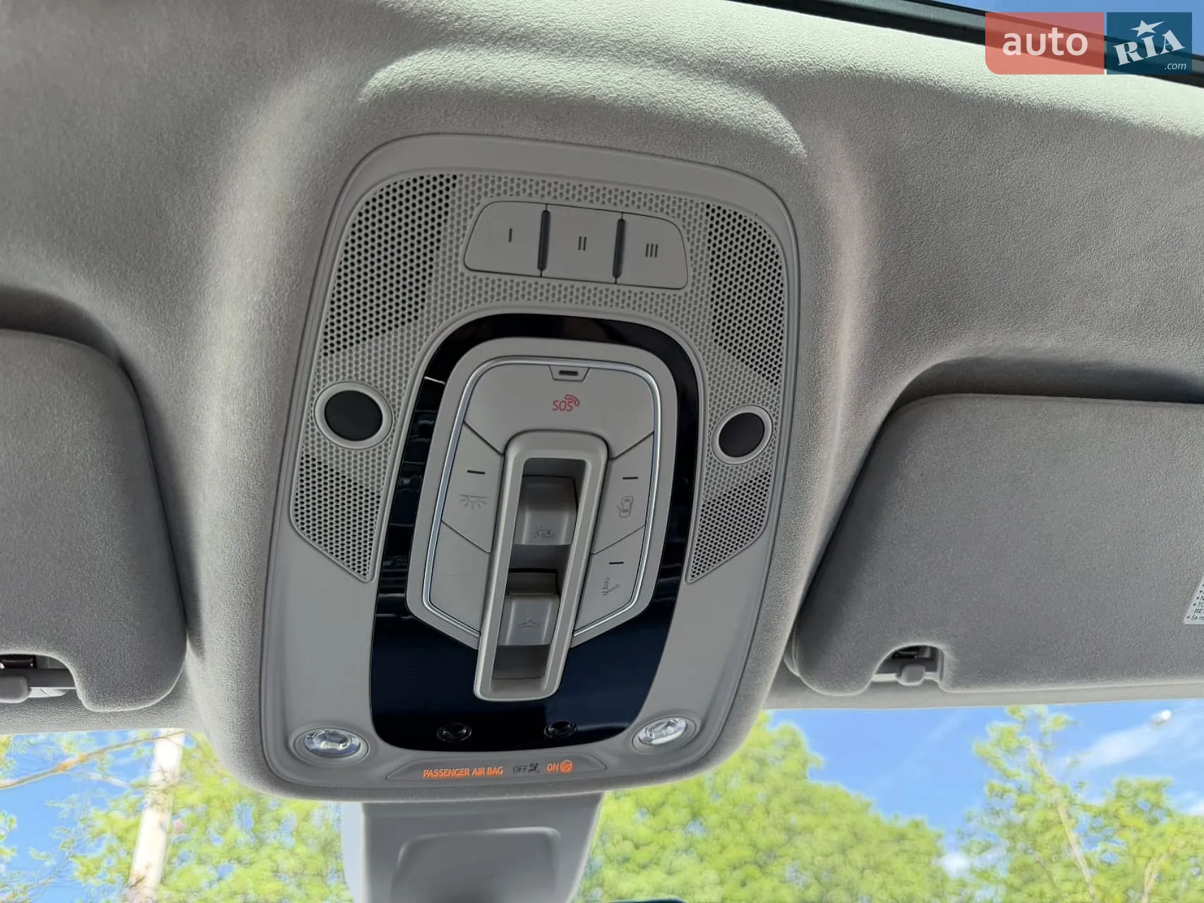 Audi Q7 2018 VIN WA1VAAF72JD038878 фото оголошення 43 з 53