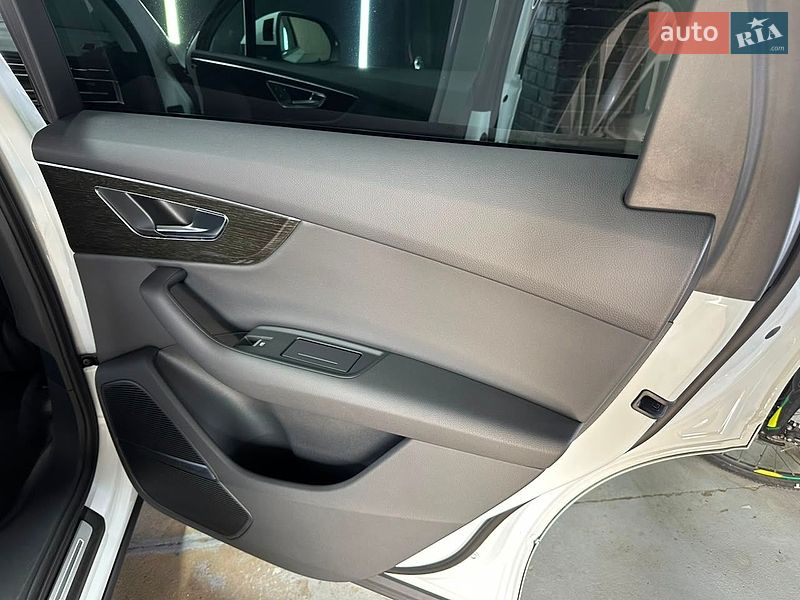Позашляховик / Кросовер Audi Q7 2022 в Шептицькому фото 39 Позашляховик / Кросовер Audi Q7 2022 в Шептицькому