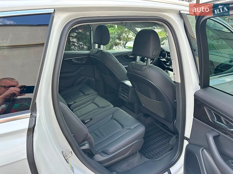 Позашляховик / Кросовер Audi Q7 2022 в Шептицькому фото 77 Позашляховик / Кросовер Audi Q7 2022 в Шептицькому