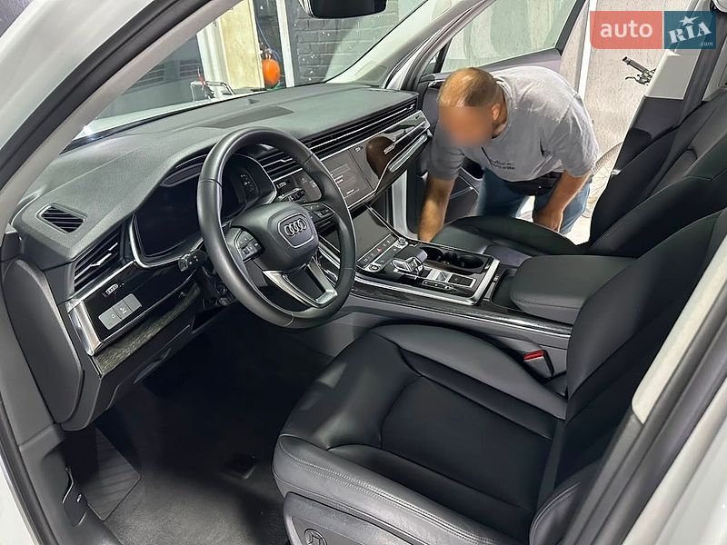 Позашляховик / Кросовер Audi Q7 2022 в Шептицькому фото 78 Позашляховик / Кросовер Audi Q7 2022 в Шептицькому
