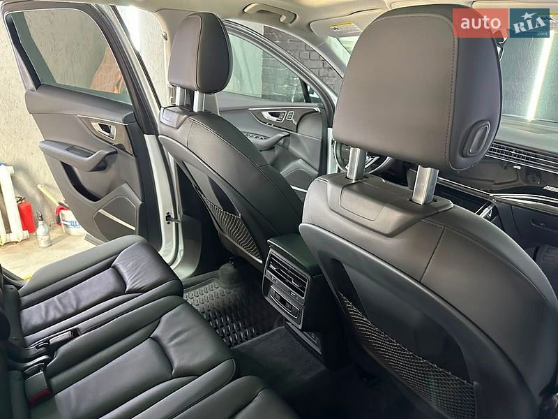 Позашляховик / Кросовер Audi Q7 2022 в Шептицькому фото 96 Позашляховик / Кросовер Audi Q7 2022 в Шептицькому