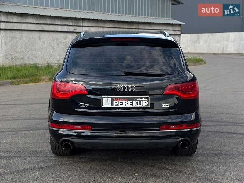 Внедорожник / Кроссовер Audi Q7 2013 в Киеве