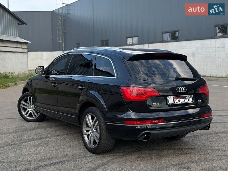 Внедорожник / Кроссовер Audi Q7 2013 в Киеве