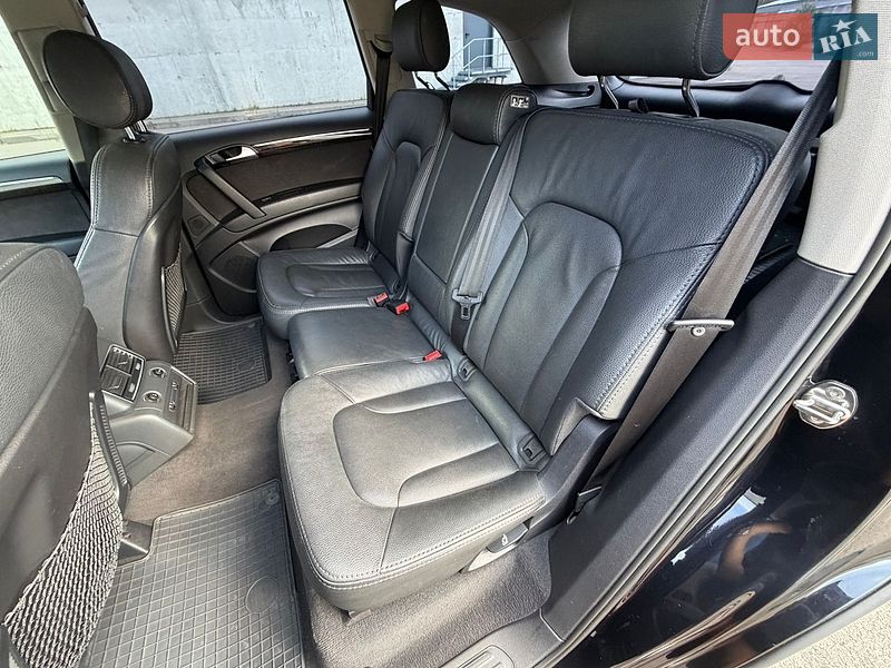 Внедорожник / Кроссовер Audi Q7 2013 в Киеве