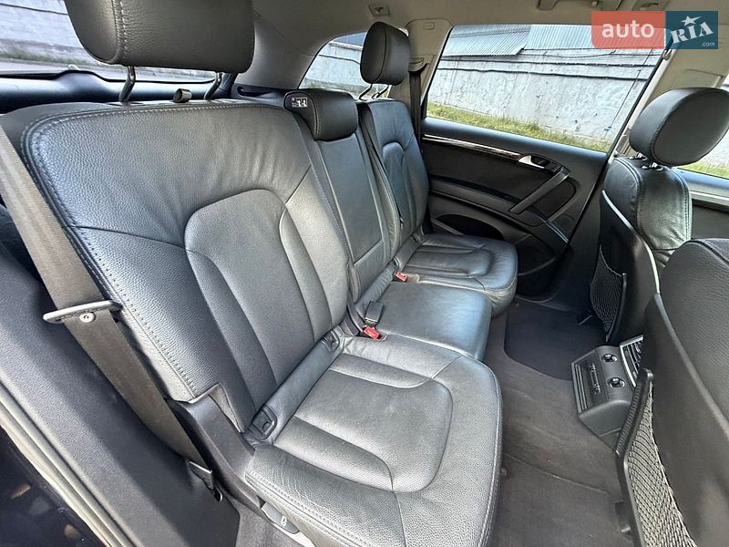 Внедорожник / Кроссовер Audi Q7 2013 в Киеве