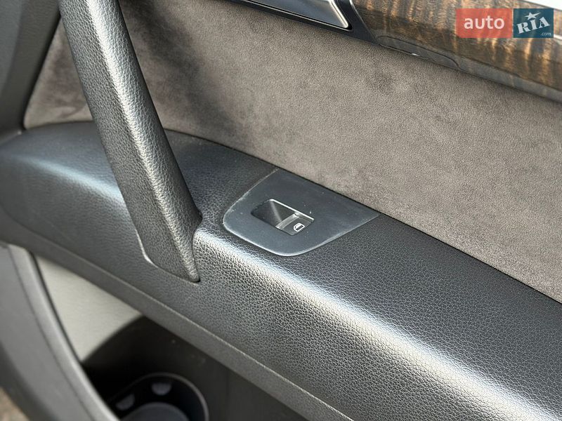 Внедорожник / Кроссовер Audi Q7 2013 в Киеве