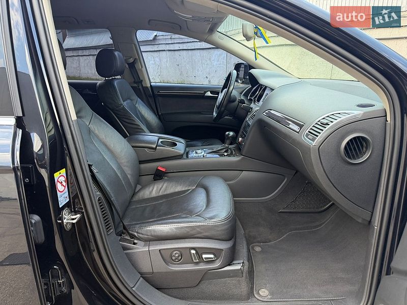 Внедорожник / Кроссовер Audi Q7 2013 в Киеве