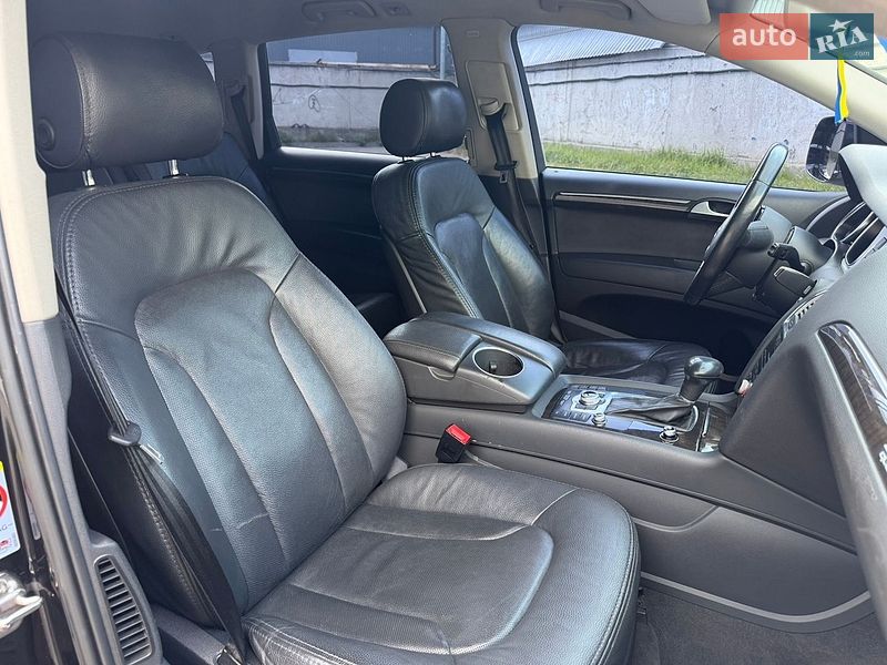 Внедорожник / Кроссовер Audi Q7 2013 в Киеве