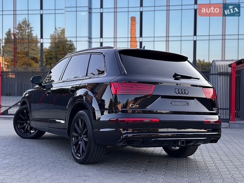 Внедорожник / Кроссовер Audi Q7 2018 в Львове