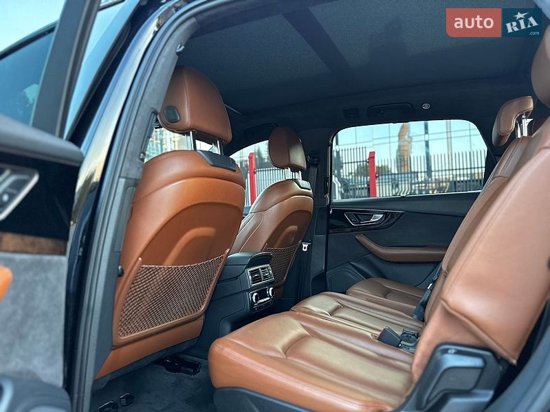 Внедорожник / Кроссовер Audi Q7 2018 в Львове