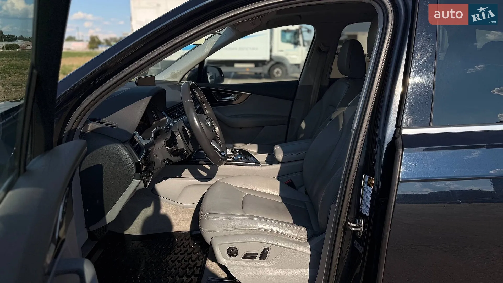 2016 Audi Q7 - мініатюра 12