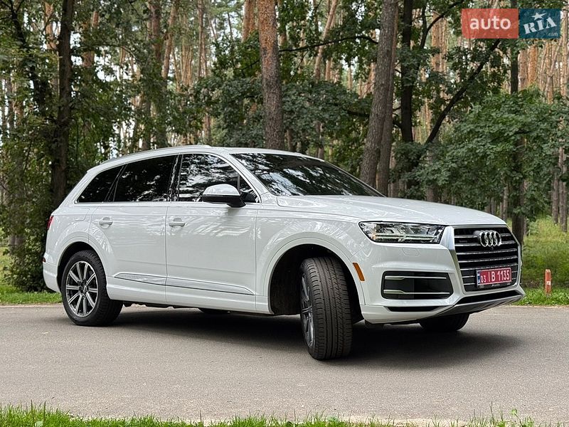 Позашляховик / Кросовер Audi Q7 2017 в Києві