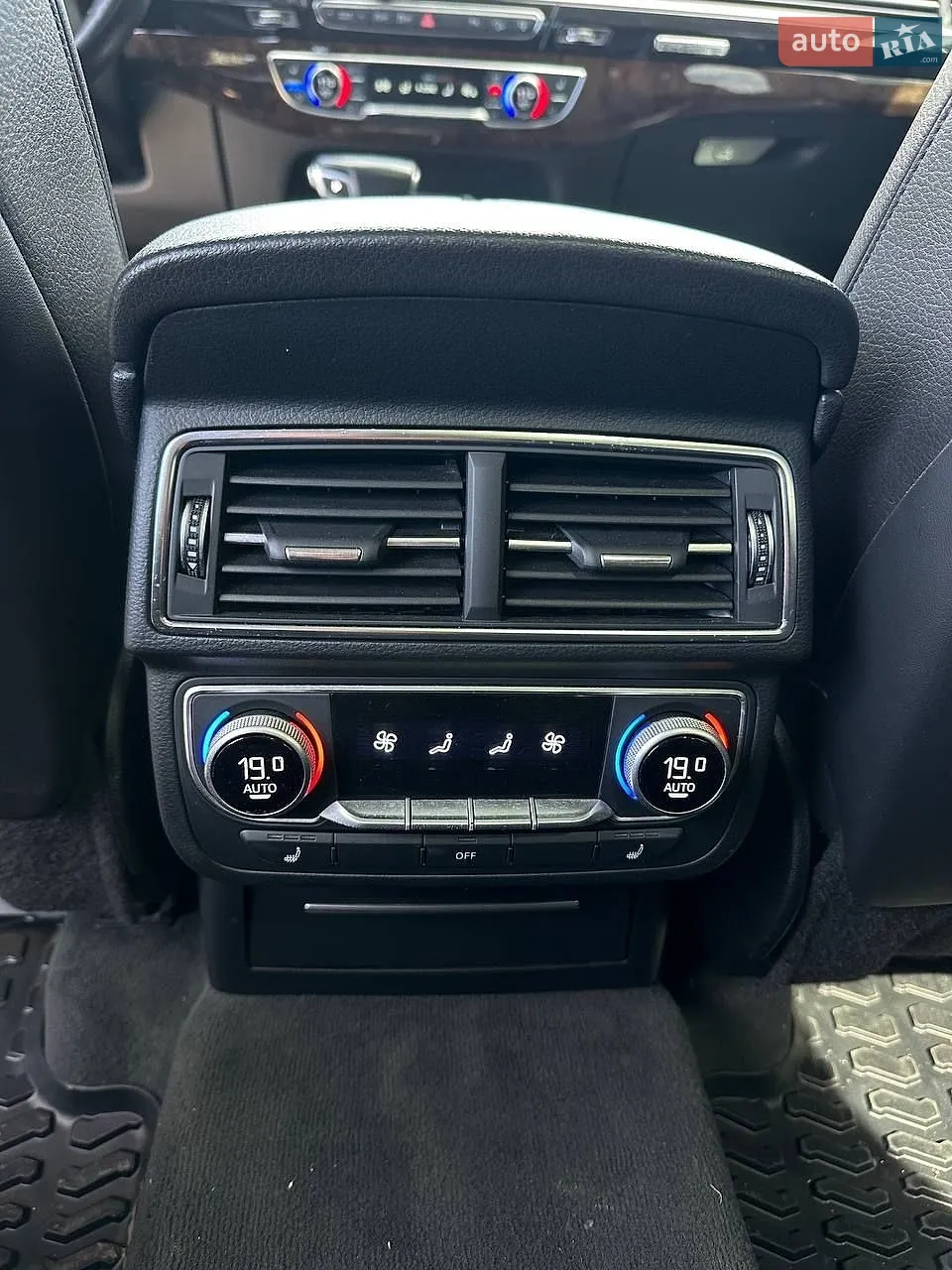 2016 Audi Q7 - мініатюра 14