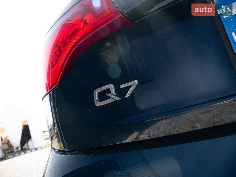 Позашляховик / Кросовер Audi Q7 2011 в Львові