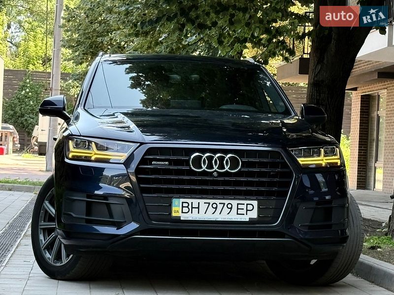 Внедорожник / Кроссовер Audi Q7 2017 в Одессе